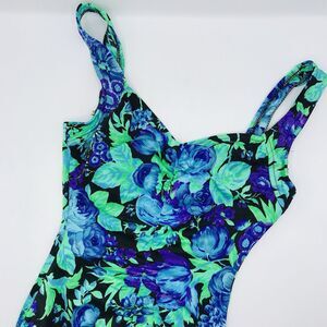 Maxine of Hollywood One Piece Swimsuit Tropical Blue Green Floral Size 8
